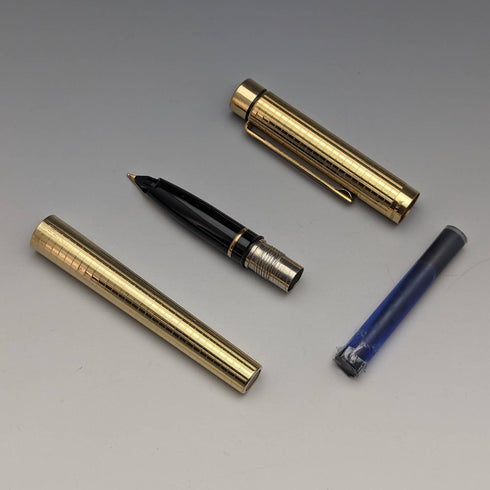 American Vintage Sheaffer Targa Fountain Pen Gold Plated